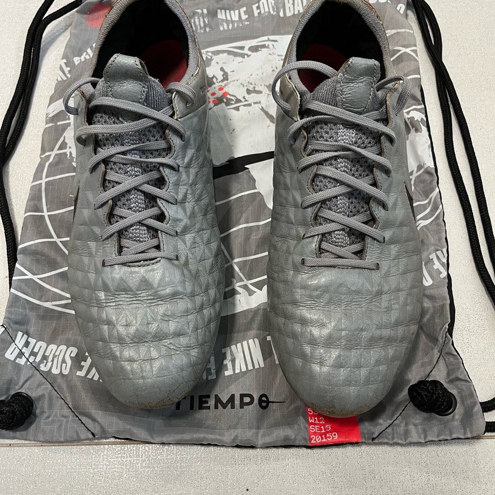 Nike Tiempo Legend 8 Elite ACC FG Soccer Chleats with Bag and Box